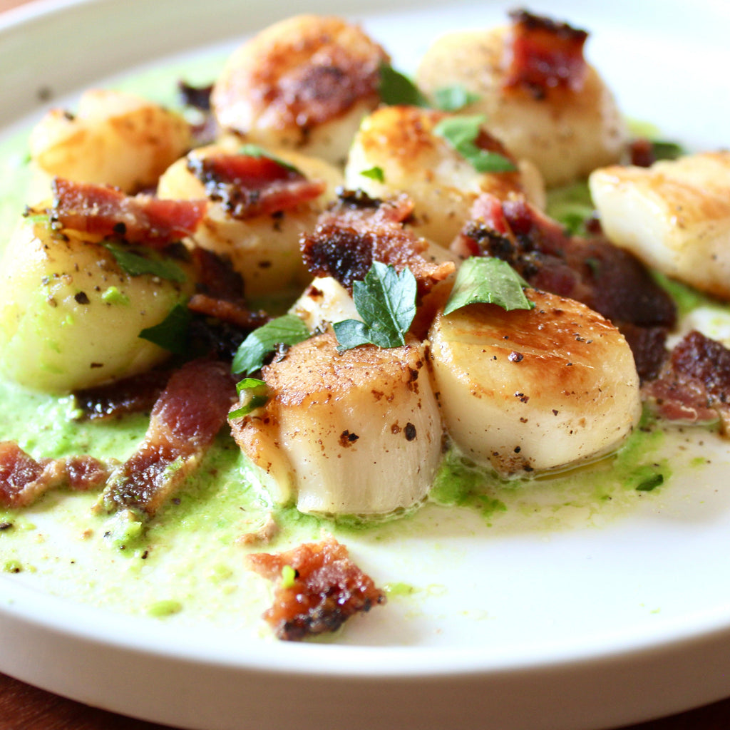 Pepper Bacon Scallops with Sweet Pea Puree